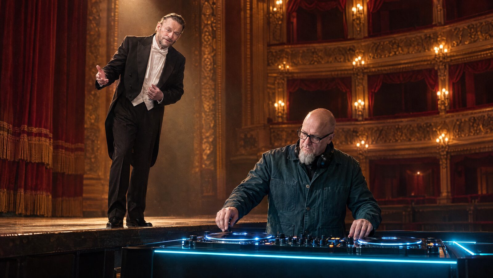 A zenekari árok mint modern DJ színpad